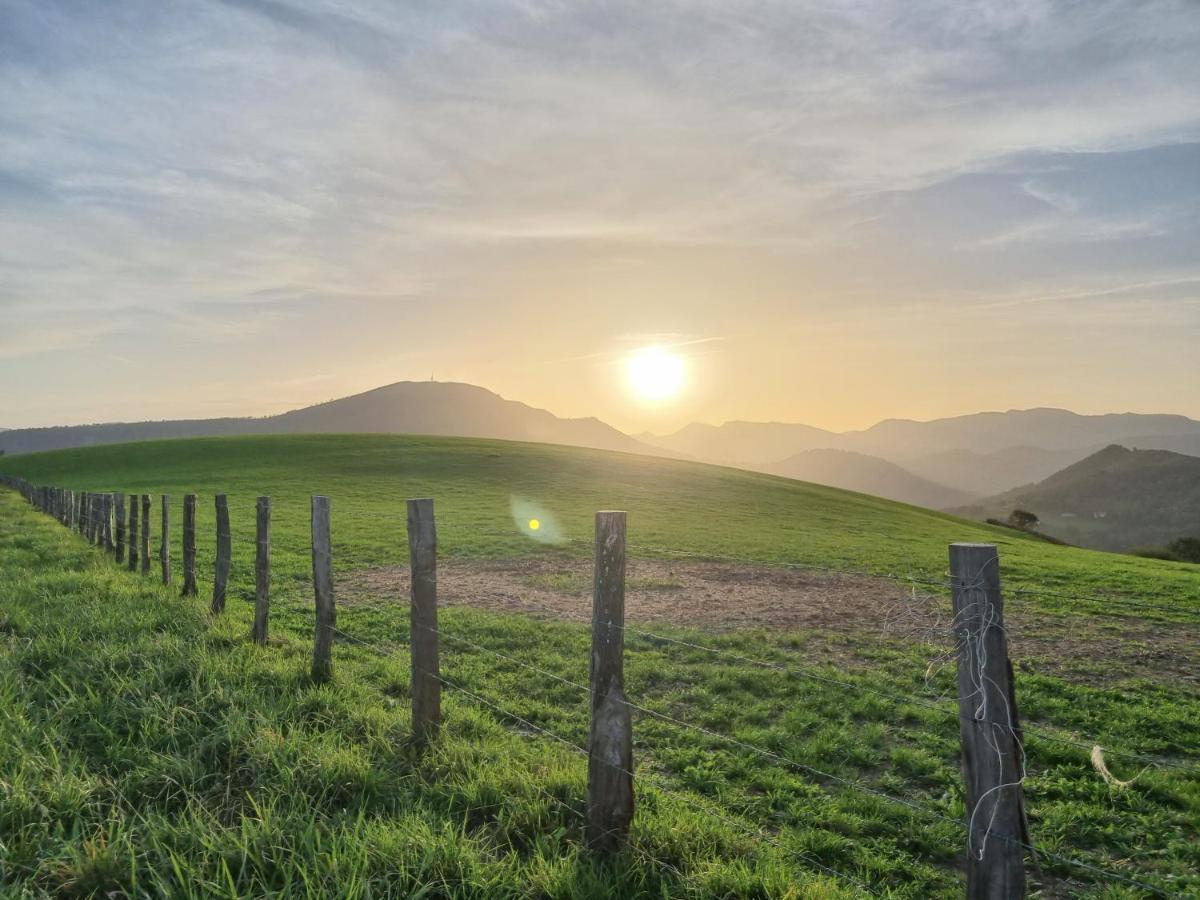 Maison De Vue Exceptionnelle Sur Les Montagnes Basque
